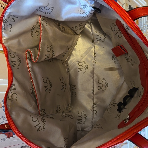 M.C. red tooled bag - Picture 6 of 9